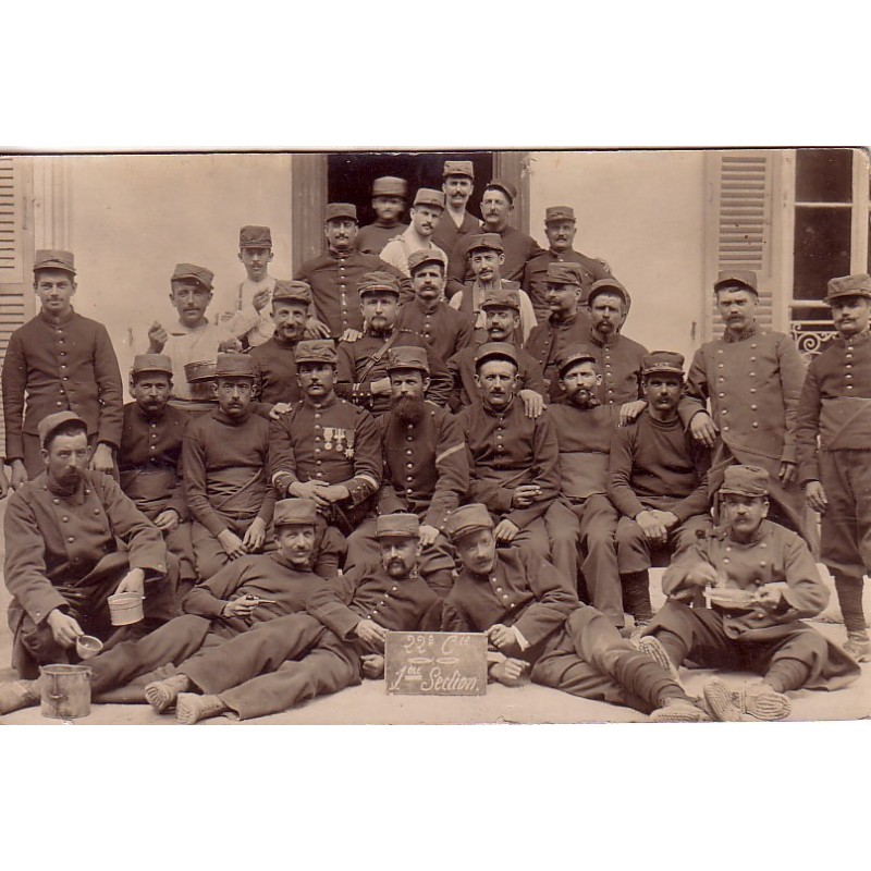 GROUPE DE MILITAIRE - CARTE PHOTO - 22e Cie 1e SECTION- NEUVE.