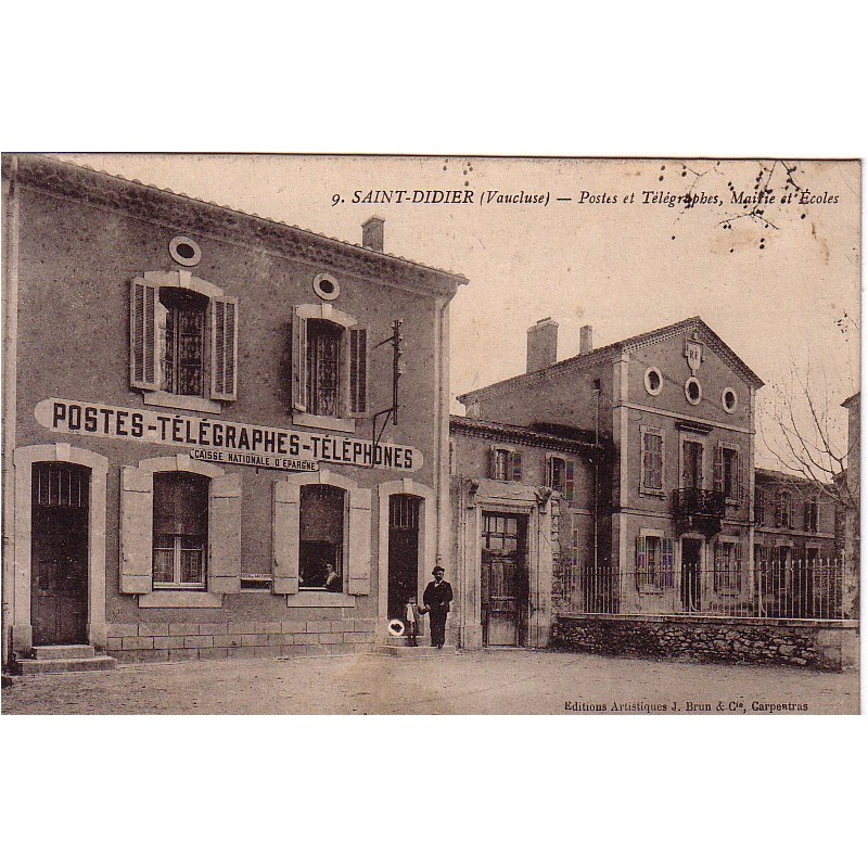 SAINT-DIDIER - POSTES ET TELEGRAPHE - MAIRIE ET ECOLES.