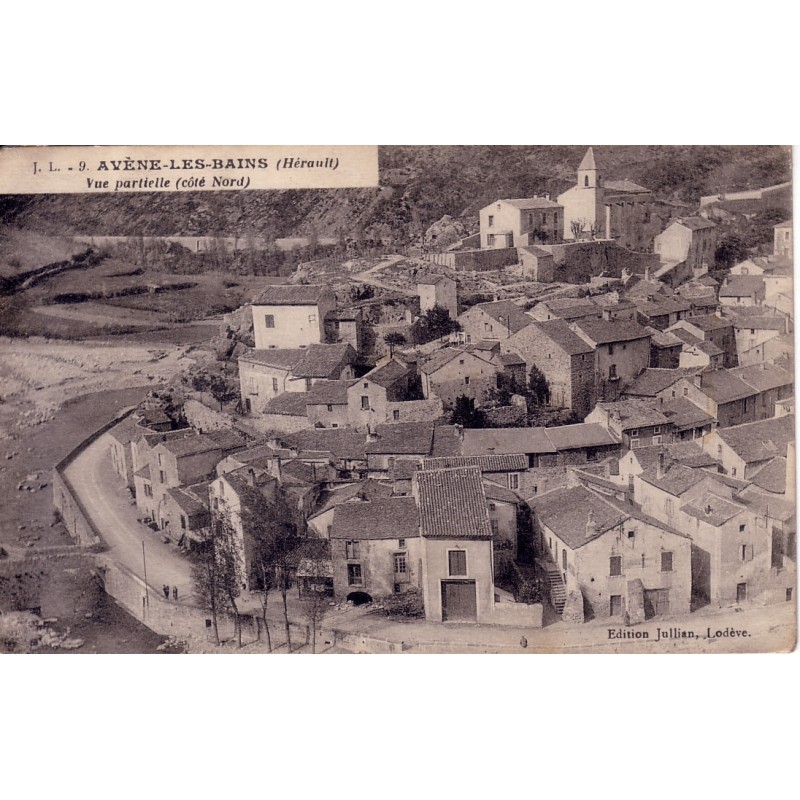 AVENES LES BAINS - VUE DU NORD.