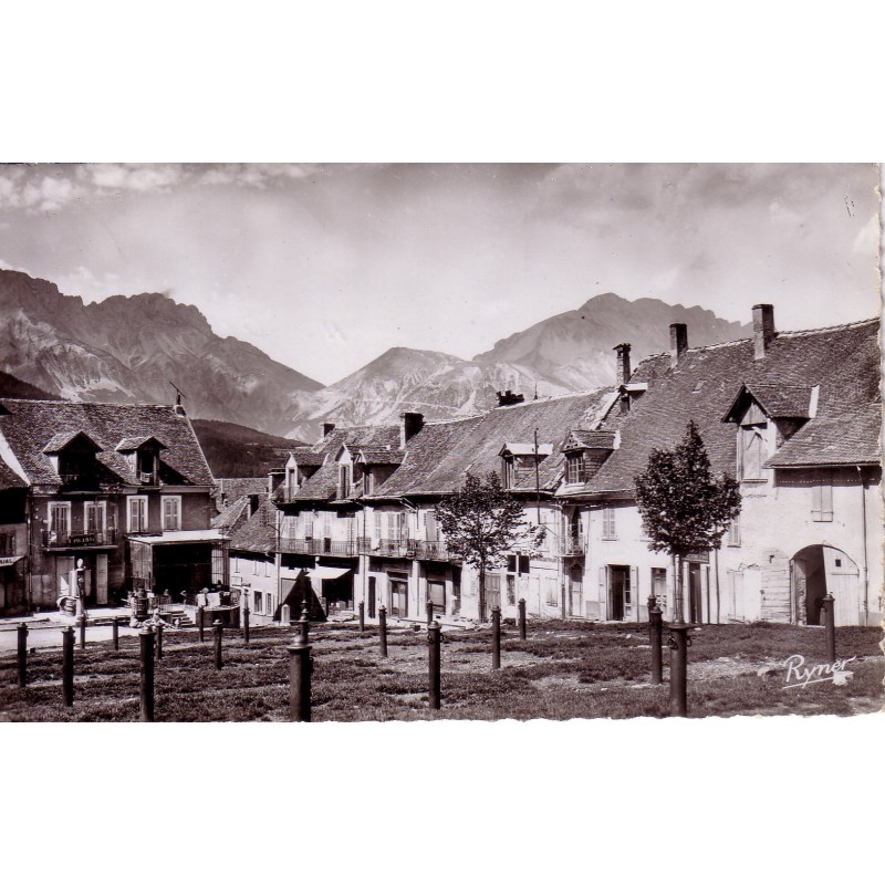 SAINT-BONNET -LE CHAMP DE FOIRE - CARTE DATEE DE 1959.