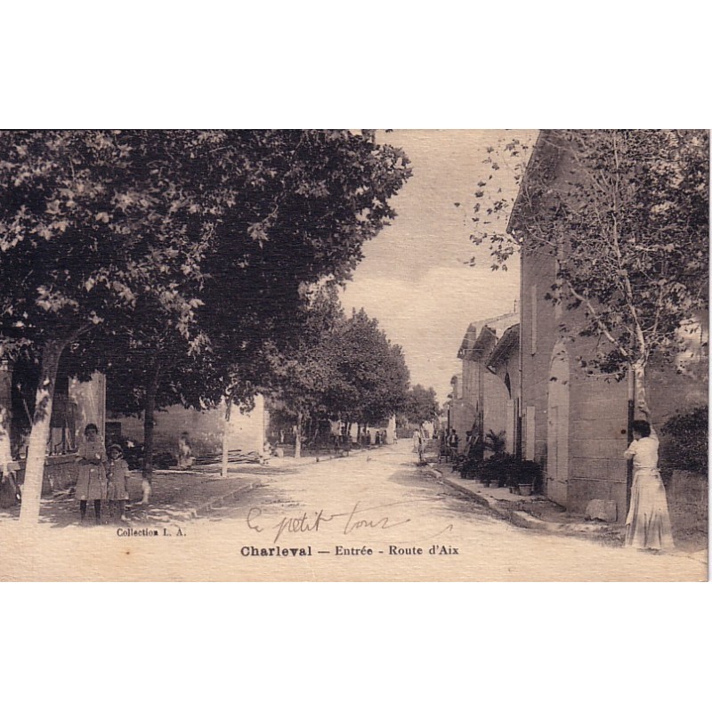 CHARLEVAL - ENTREE ROUTE D'AIX.