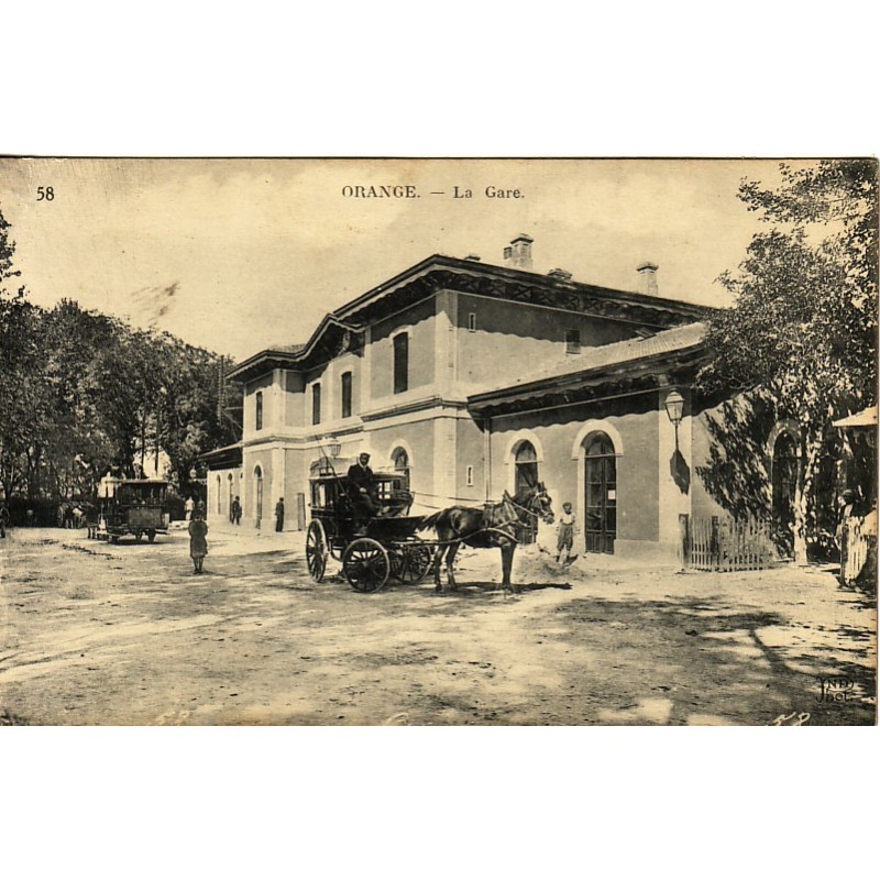 ORANGE - LA GARE - ATTELAGE.