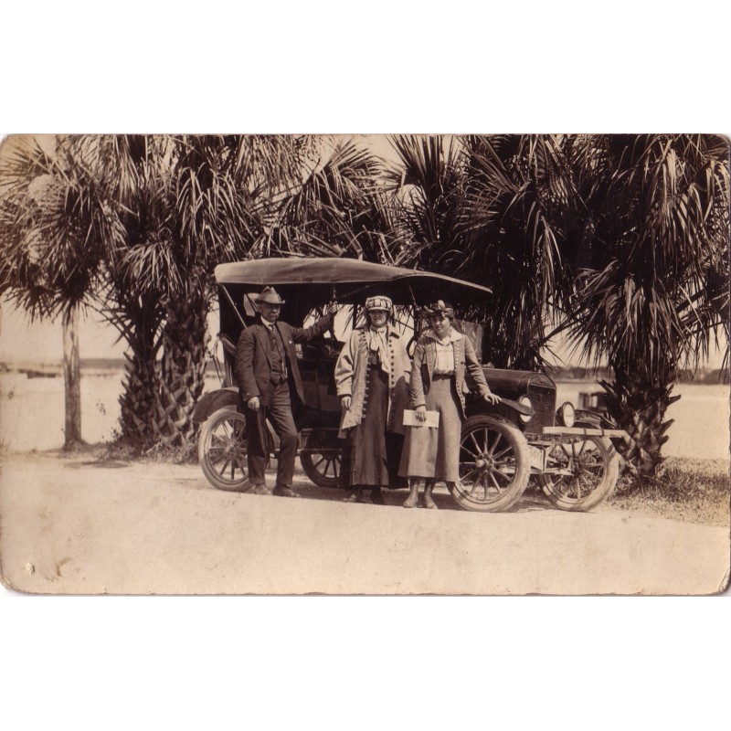 AUTOMOBILE - CARTE PHOTO - FRANCAIS EN VOYAGE -CARTE DATEE DE JACKSONVILLE - ETATS-UNIS - LE 17 MARS 1914
