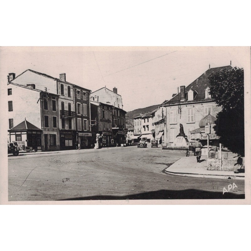 LAVELANET - PLACE ALBERT GABARROU - CARTE AVEC TEXTE.