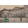 AURILLAC - LA PREFECTURE - ANIMATION - ENFANTS - CARTE DATEE DE 1911.