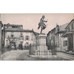 CADENET - STATUE DU TAMBOUR...