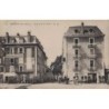 EMBRUN - ENTREE DE VILLE - HOTEL DE VOYAGEUR ET HOTEL MODERNE -CARTE DATEE DE 1919.