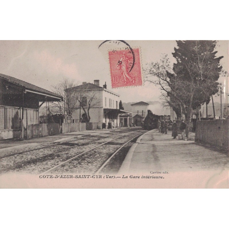 SAINT CYR - LA GARE INTERIEURE - LOCOMOTIVE - ANIMATION - PEU COURANTE - DATEE DE 1905.