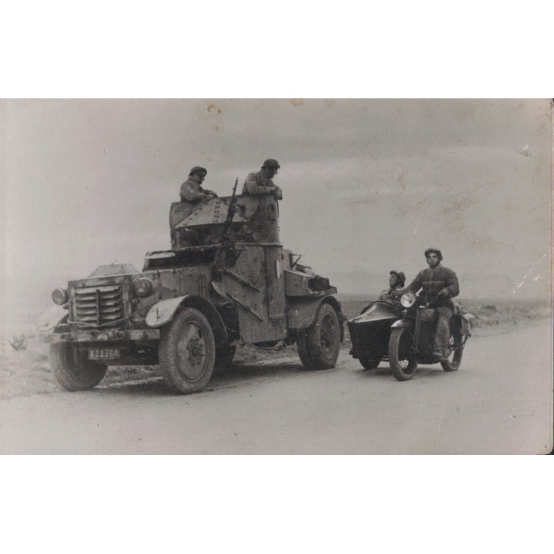 PATROUILLE MOTORISEE DANS LE DESERT DE L'OUED KEBRI - TUNISIE - DU TCHAD A TUNIS  - NON CIRCULEE.