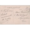 AURILLAC A ENTRAYGUES - L'AUTOBUS DEVANT L'HOTEL DES QUATRE ROUTES - GARE - ANIMATION - CARTE PEU CONNUE DATEE DE 1915..