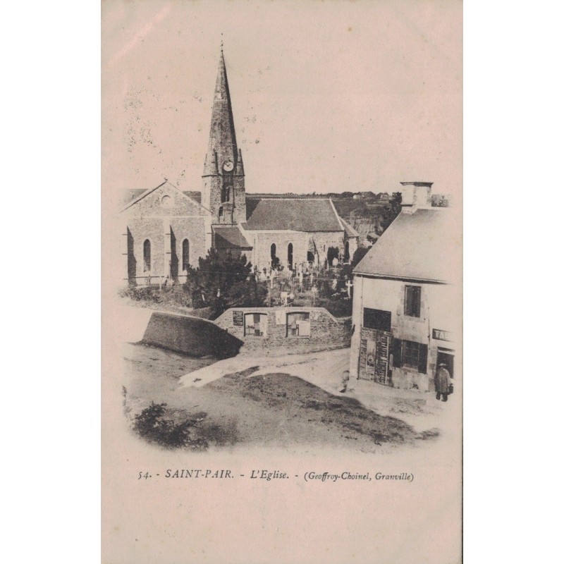 SAINT PAIR SUR MER - L'EGLISE - CARTE NON CIRCULEE - PEU COURANT SOUS CET ANGLE.