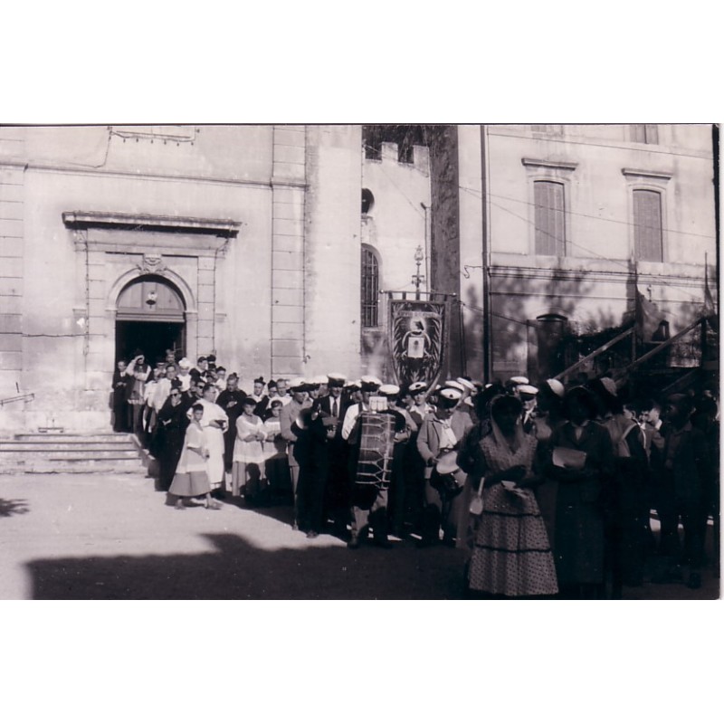 MAILLANE - FETE NOTRE DAME DE GRACE - SEPTEMBRE 1954 - CARTE PHOTO CLICHE L.FONTAINE.