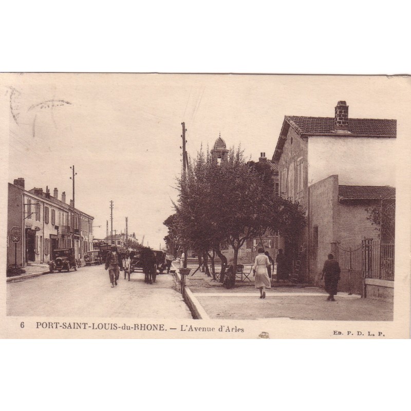 PORT ST LOUIS DU RHONE - L'AVENUE D'ARLES - AVEC TEXTE.