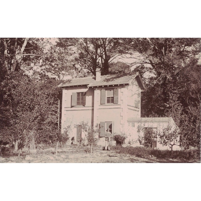 ARLES - LE SAMBUC - MAS DE CHARTROUSE - L'OUSTALLET DU JARDINIER - CARTE PHOTO.