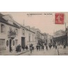 HOUILLES - RUE DE PARIS - ANIMATION - COMMERCES - POMPES FUNEBRES - CONFECTIONS CHAUSSURES - CARTE AVEC TEXTE.