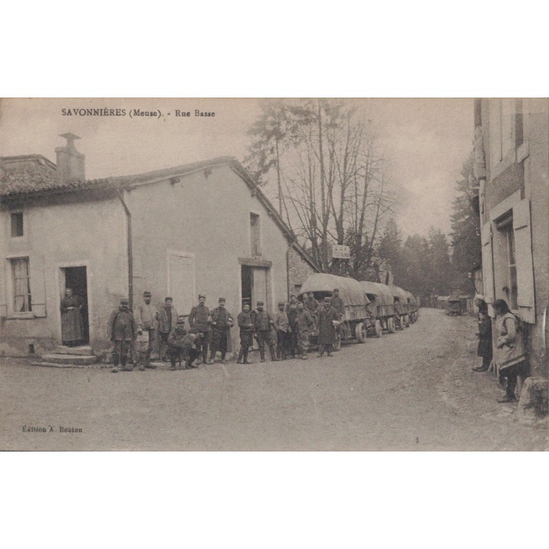 LA SAVONNIERES - RUE BASSE - CONVOI  DE VEHICULES MILITAIRES - ANIMATION SOLDAT - CARTE DATEE DE 1918 - VERSO CACHET HOPITAL.