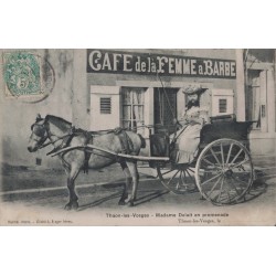 copy of copy of CORCIEUX - PLACE DU MARCHE - ANIMATION - ENFANTS - CAFETIER FONDREVAY - CARTE DATEE DE 1905.