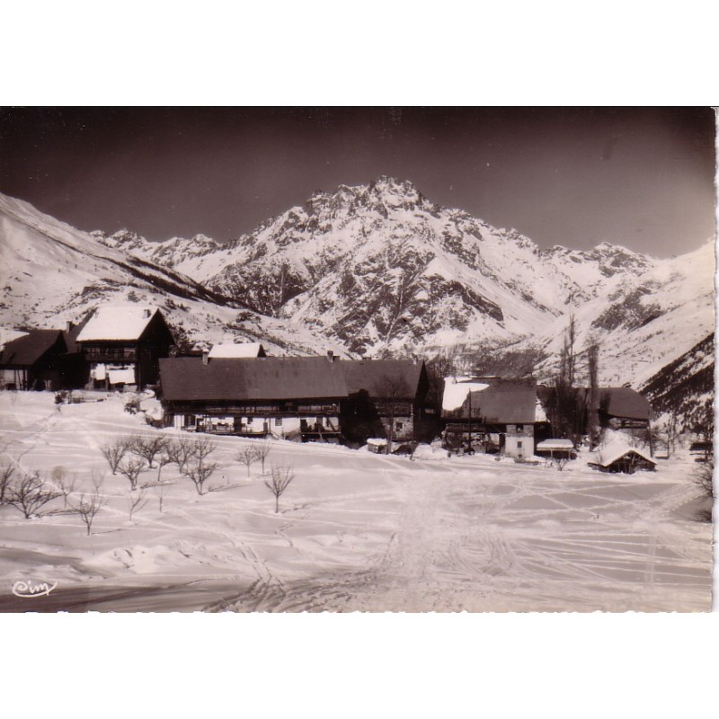 VALLOUISE-PELVOUX - PUY ST-VINCENT - LES PRES - CARTE POSTALE NEUVE.