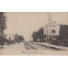 BOIS LE ROI - LA GARE - TACHE SUR LE TOIT.- CARTE DATEE DE 1905.