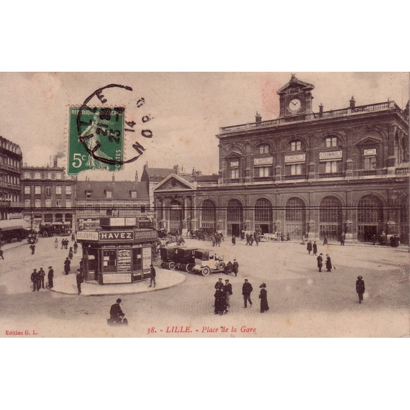 LILLE - LA GARE - PLACE DE LA GARE - CARTE DATEE DE 1914.