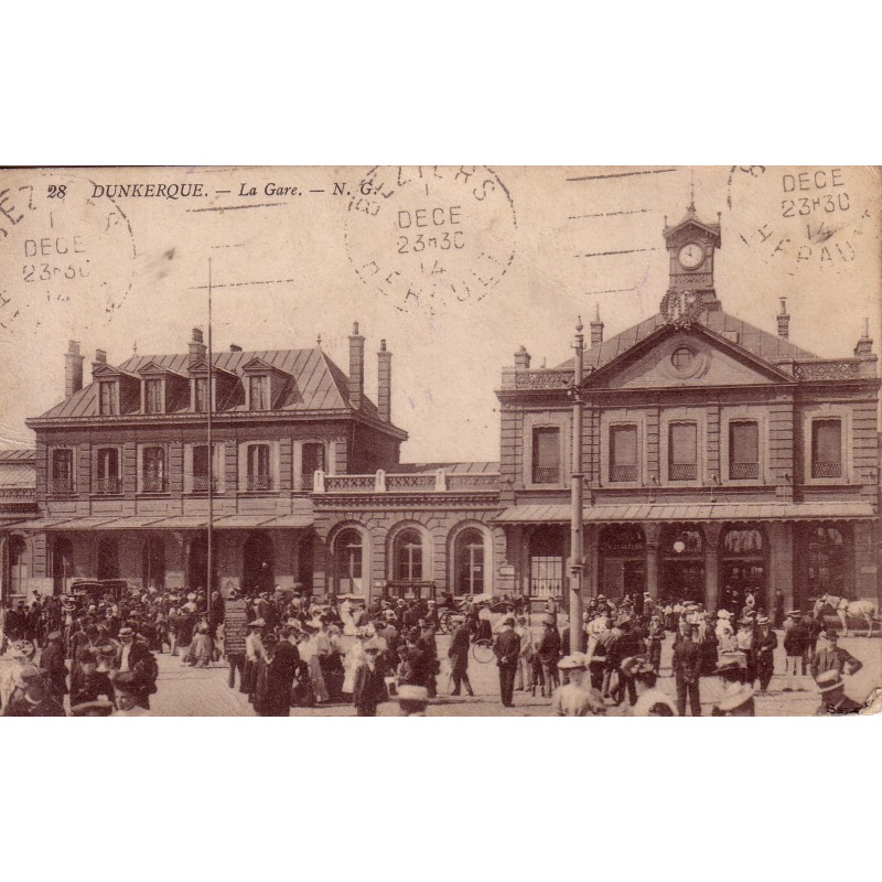 DUNKERQUE - LA GARE - ANIMATION - CARTE DATEE DE 1914.