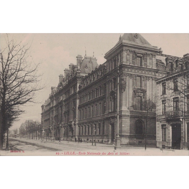 LILLE - ECOLE NATIONALE DES ARTS ET METIERS - CARTE NON CIRCULEE.