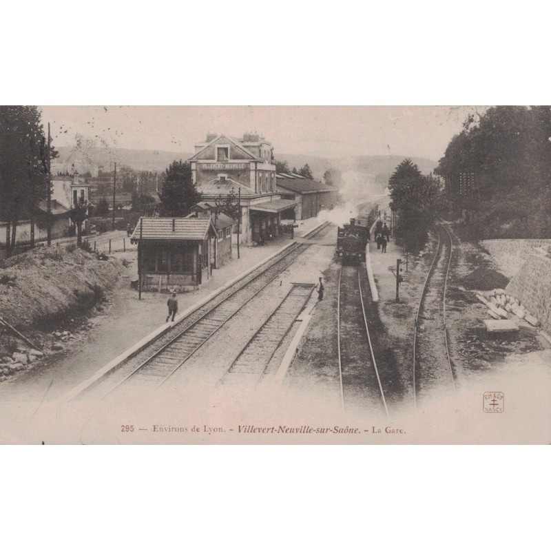 VILLEVERT - NEUVILLE SUR SAONE - LA GARE - CARTE DATEE DE 1907.