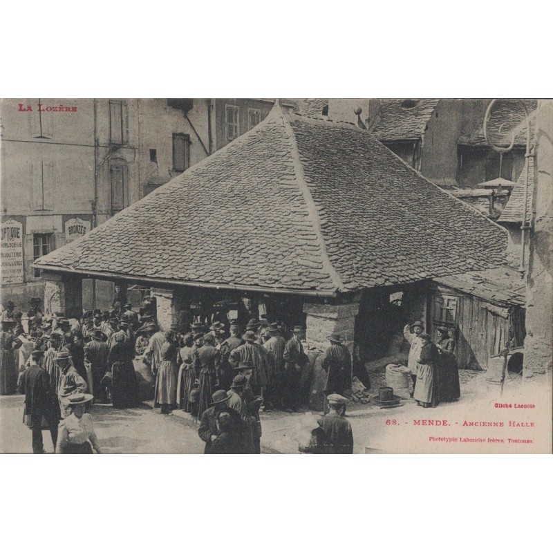 MENDE - ANCIENNE HALLE - LE MARCHE -  ANIMATION - CARTE NON CIRCULEE.