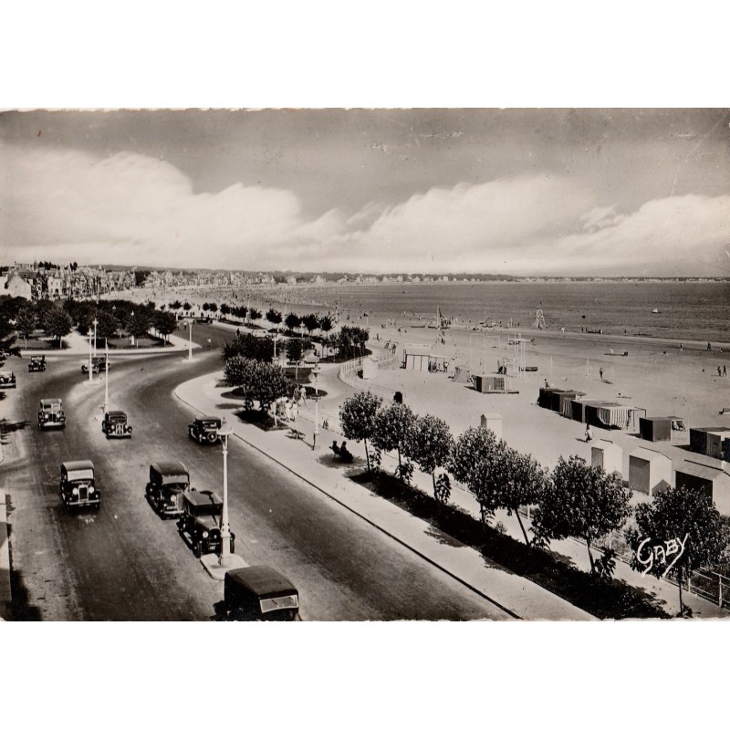 LA BAULE - LA PLAGE - VOITURES - CARTE NON CIRCULEE.