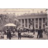 NANTES - LA PLACE DE LA BOURSE ET SON MARCHE AUX FLEURS DU DIMANCHE MATIN - ANIMATION - CARTE DATEE DE 1905.