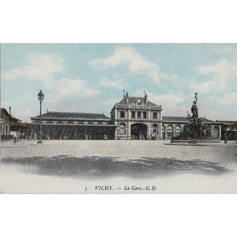 VICHY - LA GARE - CARTE NON CIRCULEE.