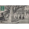SAINT RAPHAEL -LE MONUMENT NAPOLEON - ANIMATION - ENFANTS - CARTE DATEE DE 1912.
