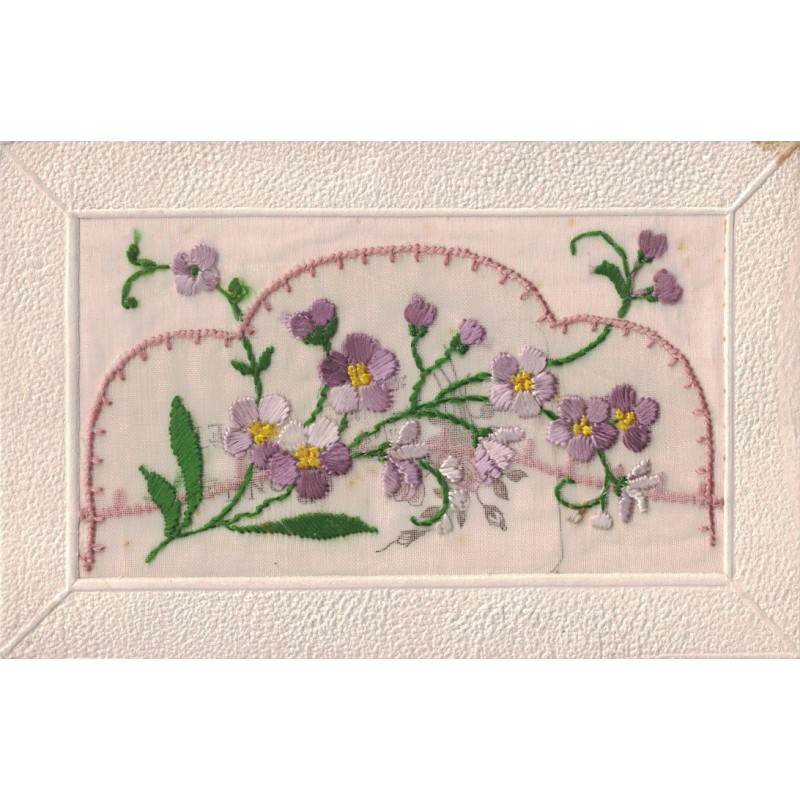 CARTE BRODEE - BOITE A LETTRE AVEC PETITE CARTE MESSAGE DATEE DE 1923. -  CARTE AVEC TEXTE.