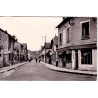 CHAMPAGNE SUR SEINE - RUE DU GENERAL DE GAULLE - CARTE DATEE DE 1958.