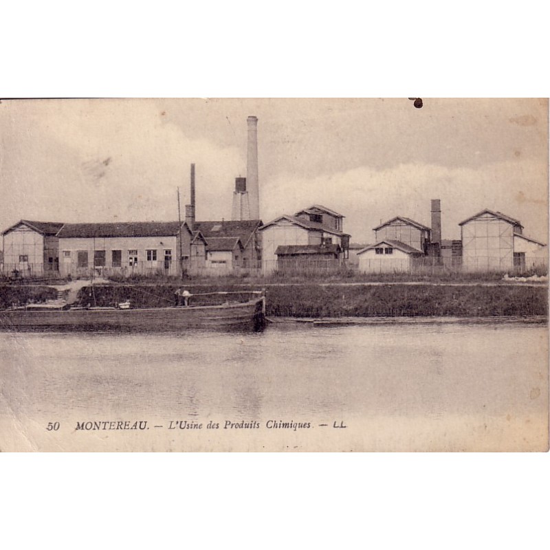 MONTEREAU - L'USINE DE PRODUITS CHIMIQUES - CARTE AVEC TEXTE.