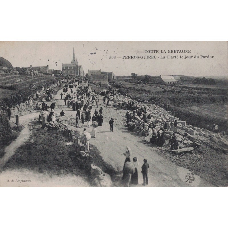 PERROS GUIREC - LA CLARTE LE JOUR DU PARDON - CARTE DATEE DE 1905.