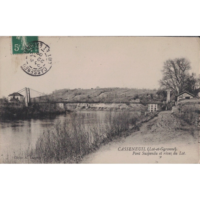 CASSENEUIL - PONT SUSPENDU ET RIVES DU LOT - CARTE DATEE DE 1908.