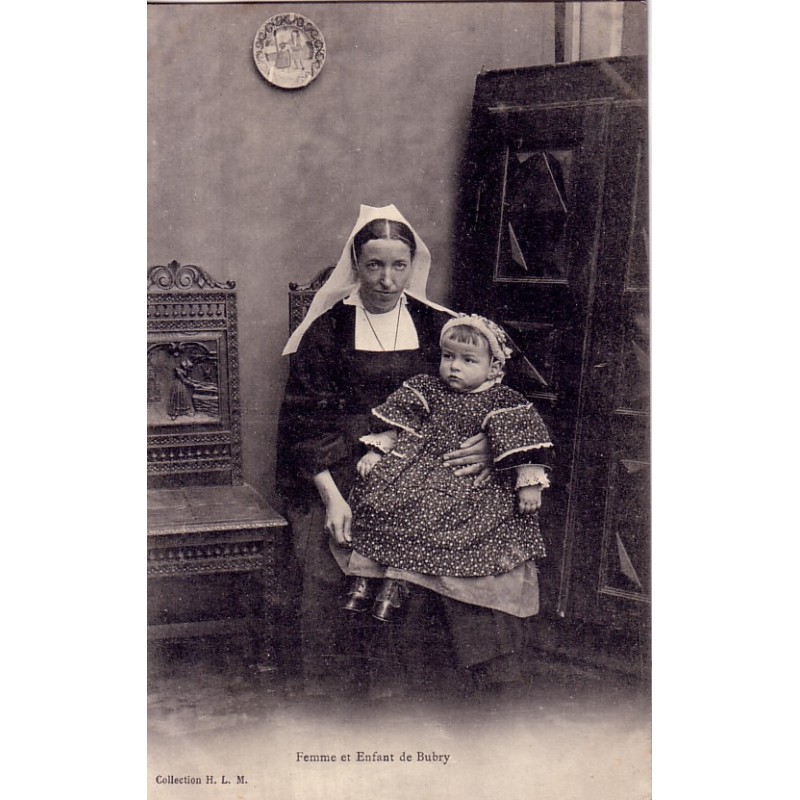 BUBRY - FEMME ET ENFANT DE BUBRY - CARTE NON CIRCULEE.