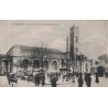 LORIENT - LA PLACE BISSON ET L'EGLISE ST LOUIS - ANIMATION - CARTE NON CIRCULEE.
