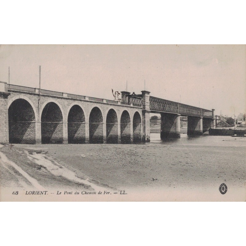 LORIENT - LE PONT DE CHEMIN DE FER - TEXTE - CARTE DATEE DE 1916.