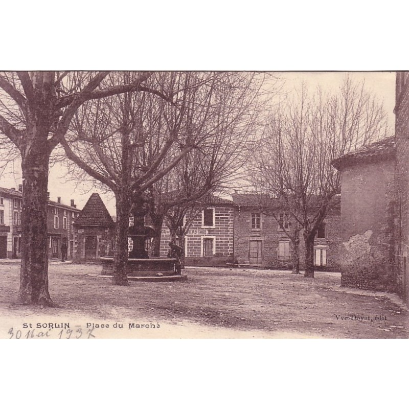 SAINT SORLIN - PLACE DU MARCHE - CARTE NON CIRCULEE.