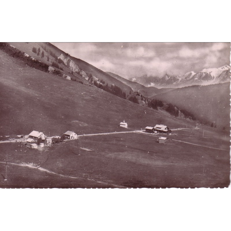 LA CLUSAZ - LE COL DES ARAVIS - CARTE NON CIRCULEE.