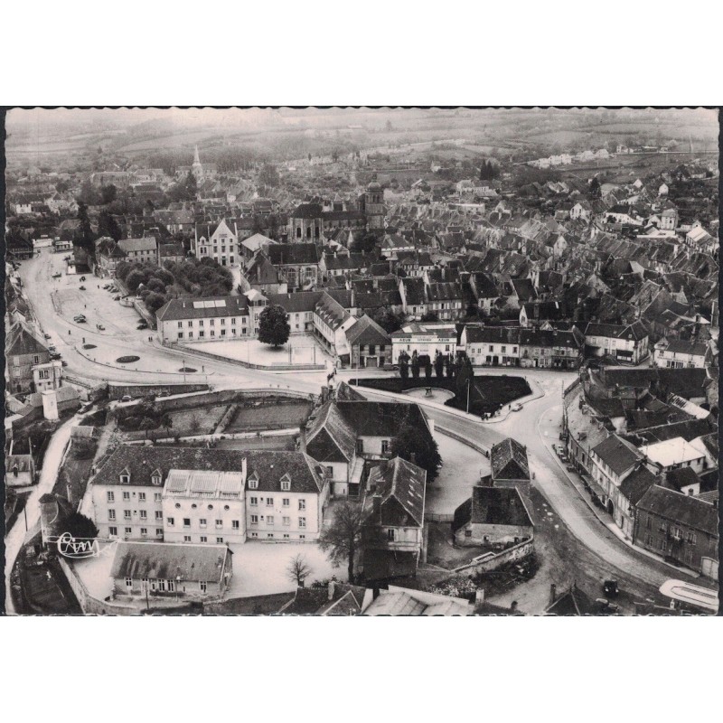 SAULIEU - VUE GENERALE AERIENNE - CARTE AVEC TEXTE.