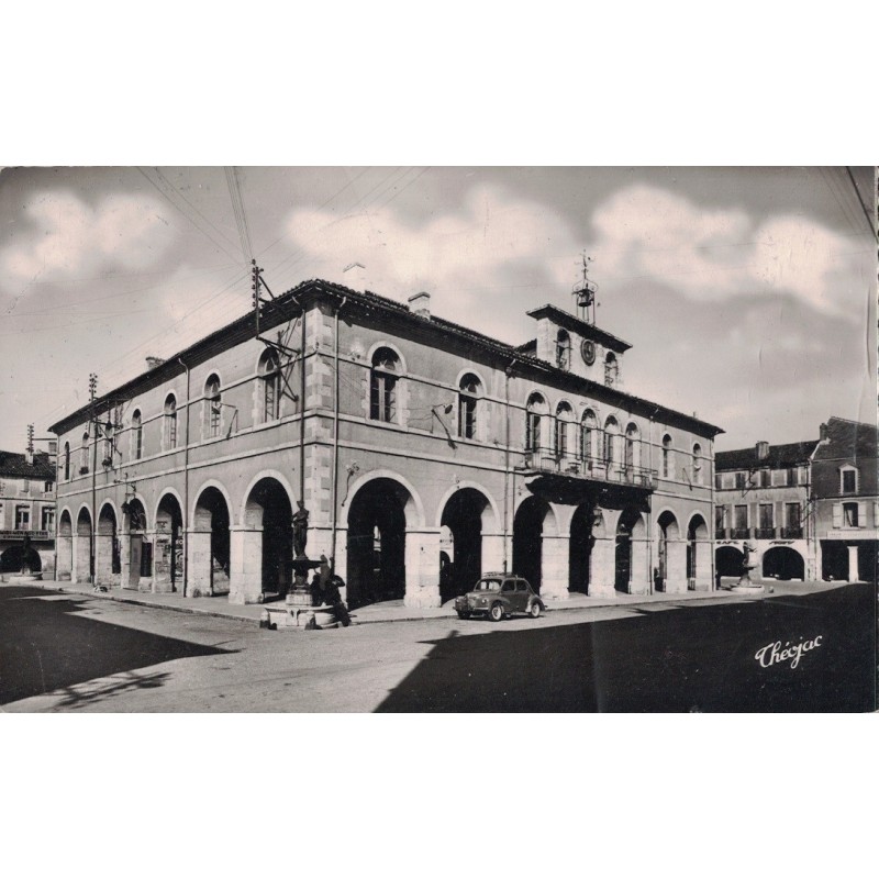 FLEURANCE - HALLES CENTRALES ET MAIRIE - CARTE DATEE 1958.