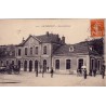 LE CREUSOT - LA GARE EXTERIEURE - ANIMATION - CARTE DATEE DE 1916.