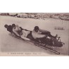 CHAMONIX - SPORTS D'HIVERS - BOBSLEIGH - UN VIRAGE - CARTE POSTALE AVEC TEXTE.