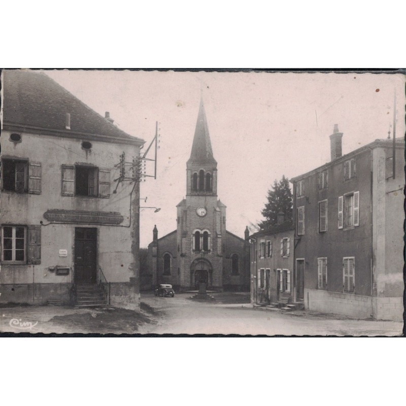 CHENAY LE CHATEL - LA POSTE ET L'EGLISE - CARTE DATEE DE 1959.