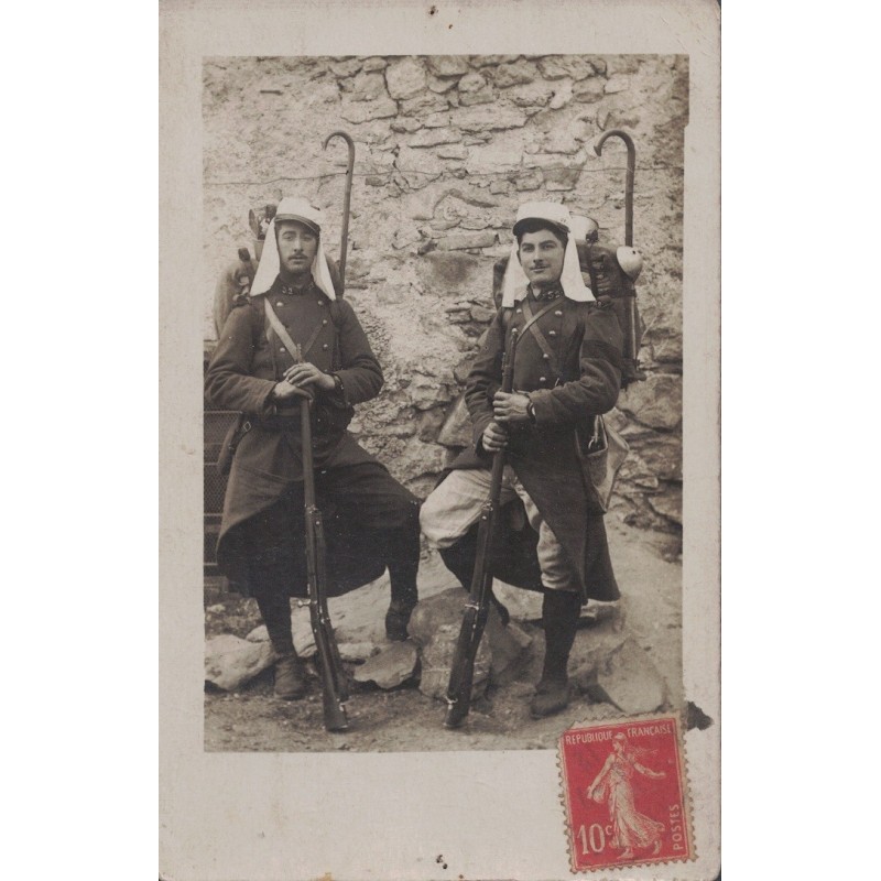 CERVIERES -  MILITAIRES - CARTE PHOTO DATEE DE 1912.