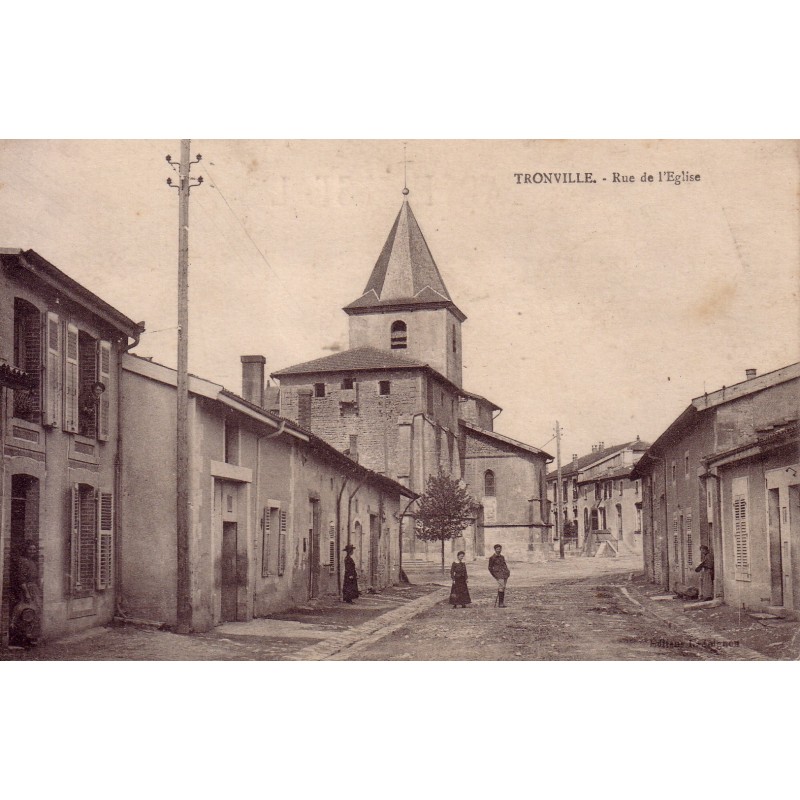 TRONVILLE - RUE DE L'EGLISE - CARTE NEUVE.