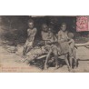 NOUVELLE CALEDONIE - FEMMES CANAQUES  - ANIMATION - ENFANTS - CARTE DATEE DE 1911.